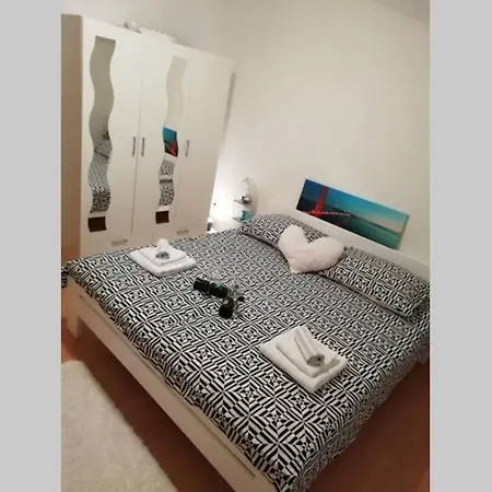 Apartman Lana Lozovac Exterior photo