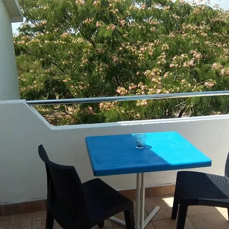 Apartman Lana Lozovac Exterior photo